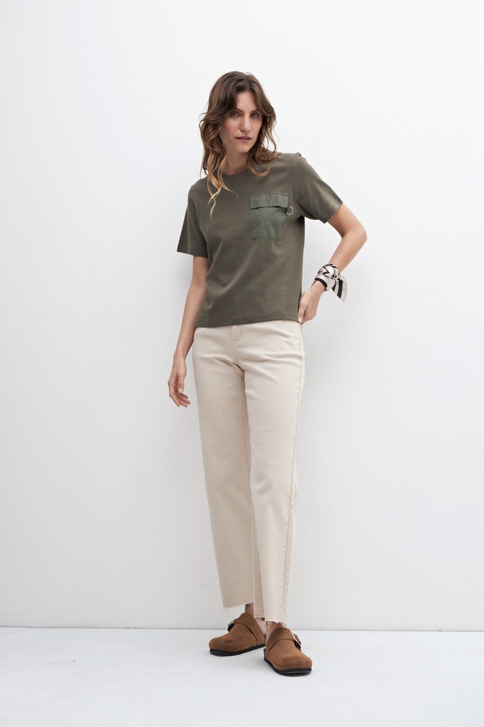 L157GTH4 REMERA CON BOLSILLO APLICADO