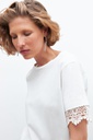 L160GTH6 REMERA CON BRODERIE