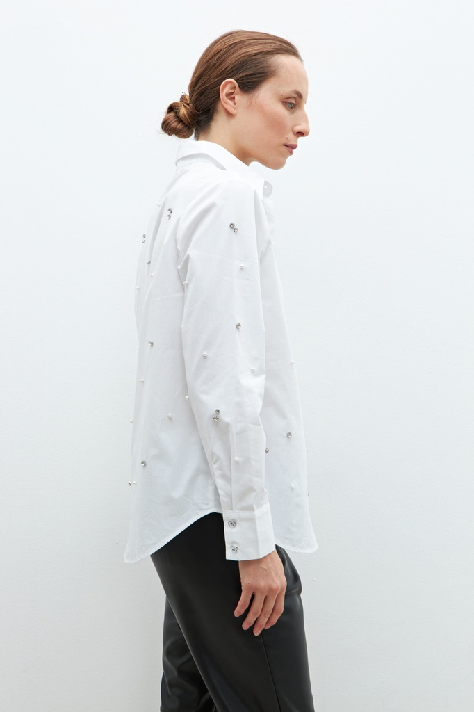 L162GBL4 CAMISA CON STRASS Y PERLAS