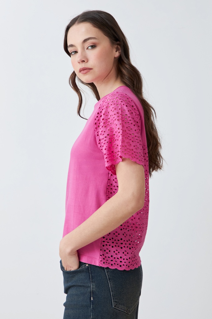 L167GTH3 REMERA CON BRODERIE