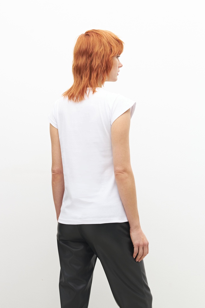 L155GTH5 REMERA CON CALADO EN ESCOTE