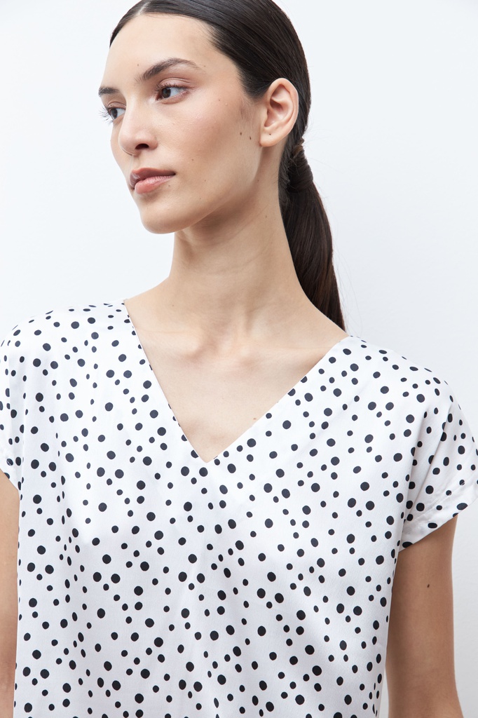 L170GBH4 BLUSA FRENTE ESTAMPA LUNARES