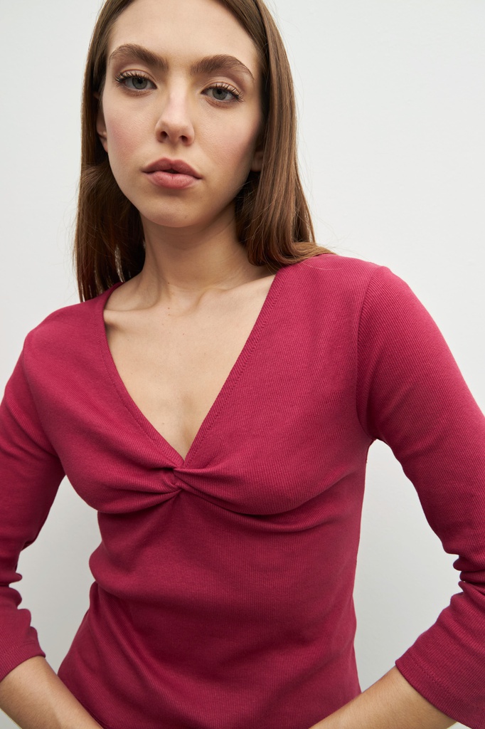 L155GTT3 REMERA ESCOTE EN V CON NUDO