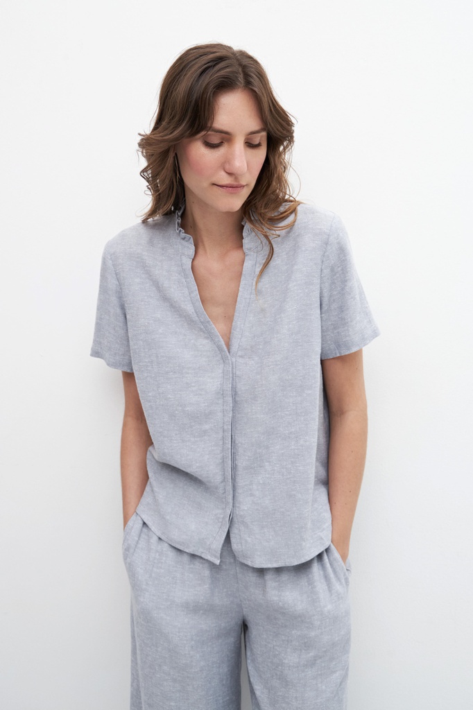 L158GBH1 BLUSA DE LINO CON VOLADOS