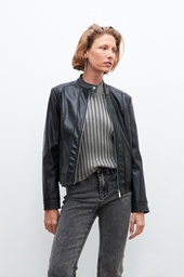 L160GOJ3 CHAQUETA ECO CUERO CON CORTES EN TUL