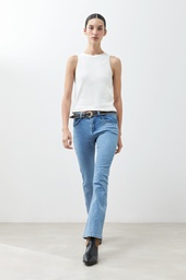 L165GPO3 JEAN BOOTCUT KATY CON DETALLE TRENZADO